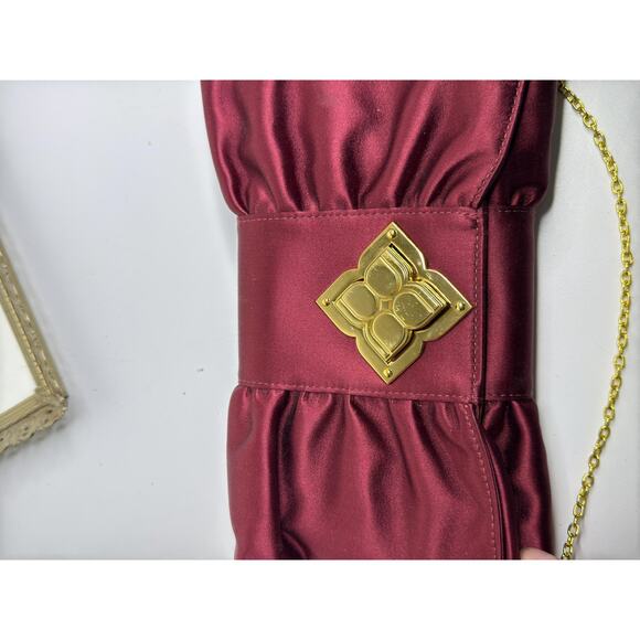 Bcbg Max Azria Silk clutch bag ,Very good condition,Burgundy, Silk, Burgendy Eve - Picture 6 of 9